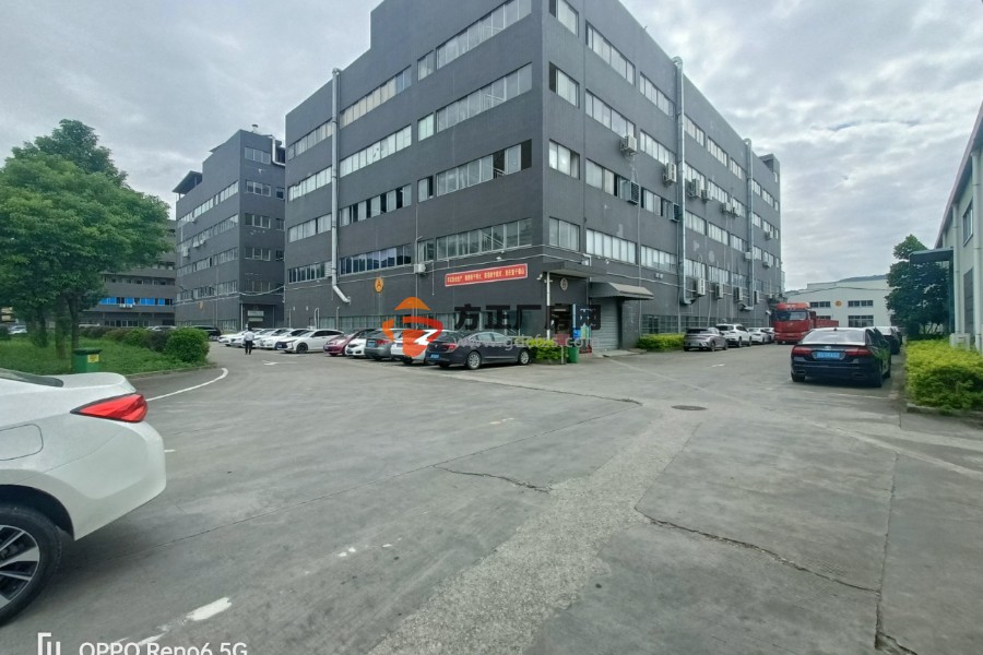 清溪三中新出楼上现成精装修办公室厂房出租