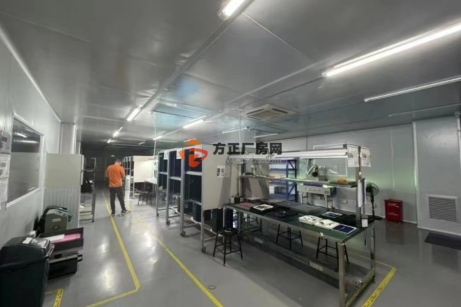 大浪工业区新出无尘车间 910 平方精装修 4 个办公室