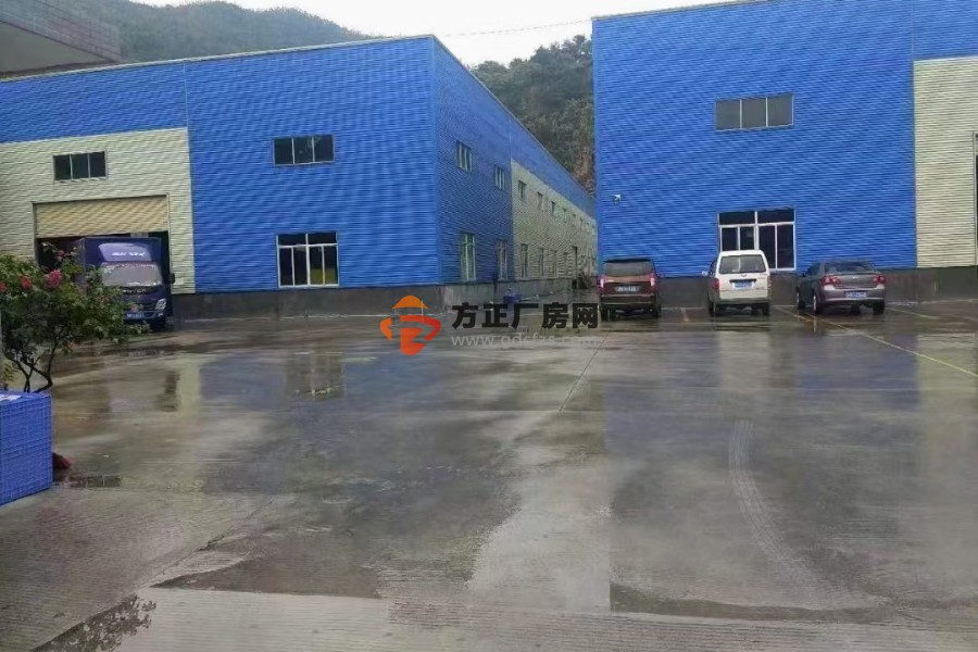 清溪高速路口新出原房东独院钢构厂房出租
