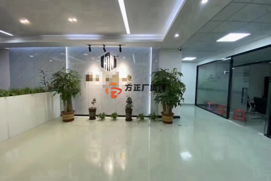 塘厦镇大坪高速出口附近新出无尘车间2200平，