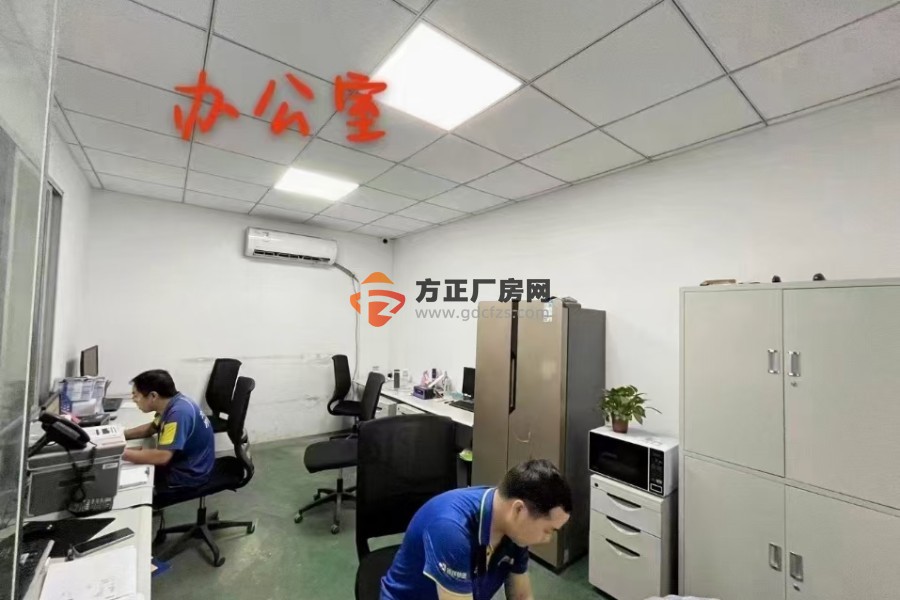 观澜章阁大富工业园 一楼厂房出租面积1044平方
