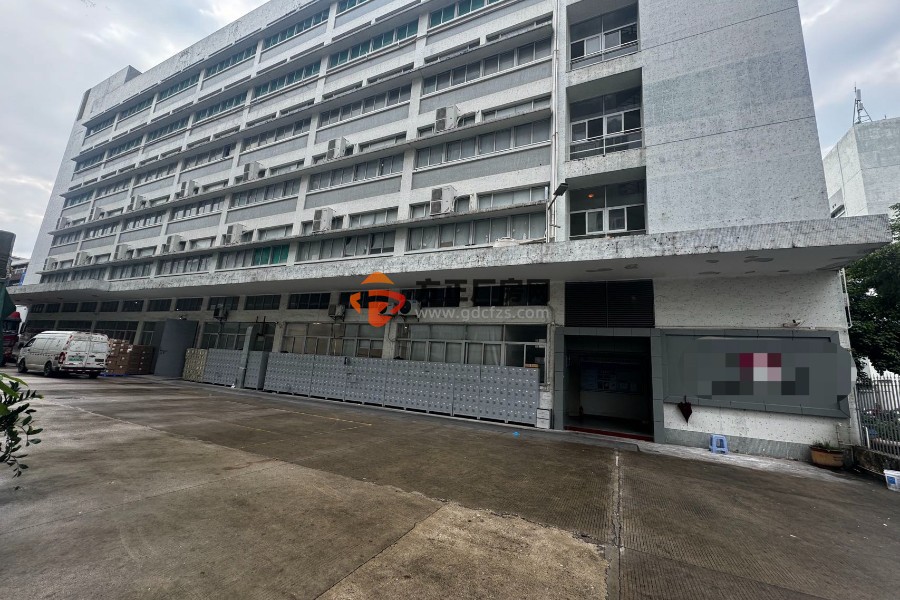 （原房东）石岩街道塘头大道工业区独门独院1-5层共7230平单层1205平