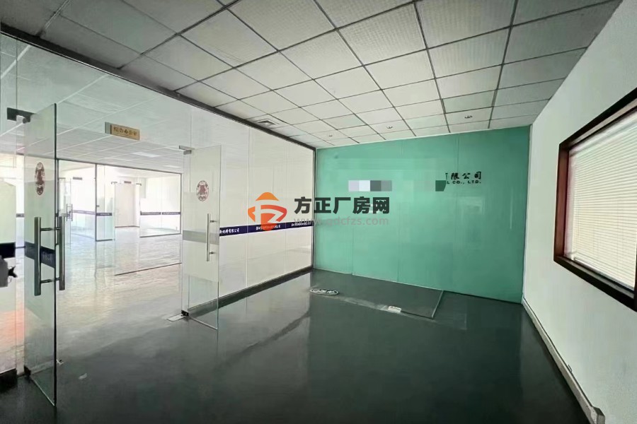 龙华大浪新出原房东 2楼700平精装修2 吨货梯现成办公室，