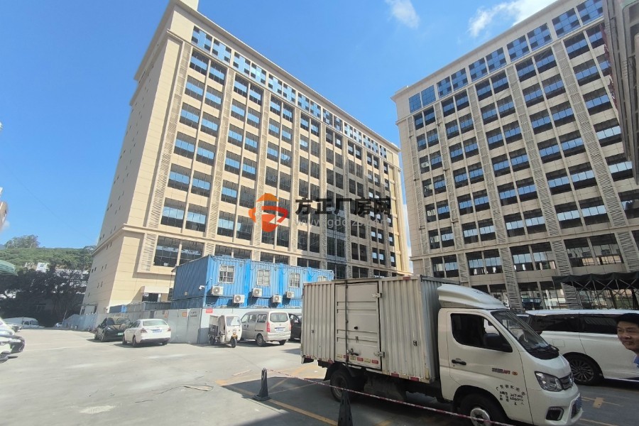 清溪新出国有证原房东独院厂房大小分租