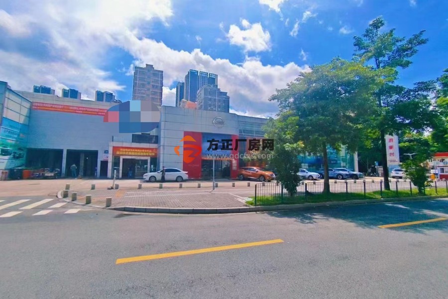 龙华主干道4S店出租，建筑面积9980平方 75W/月，带楼顶停车场 历史遗留物业没有红本消防环评都有