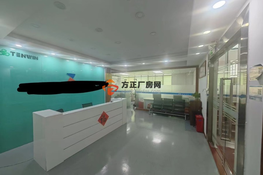 龙华大浪无尘车间1640平花园式园区空地大形象好易招工