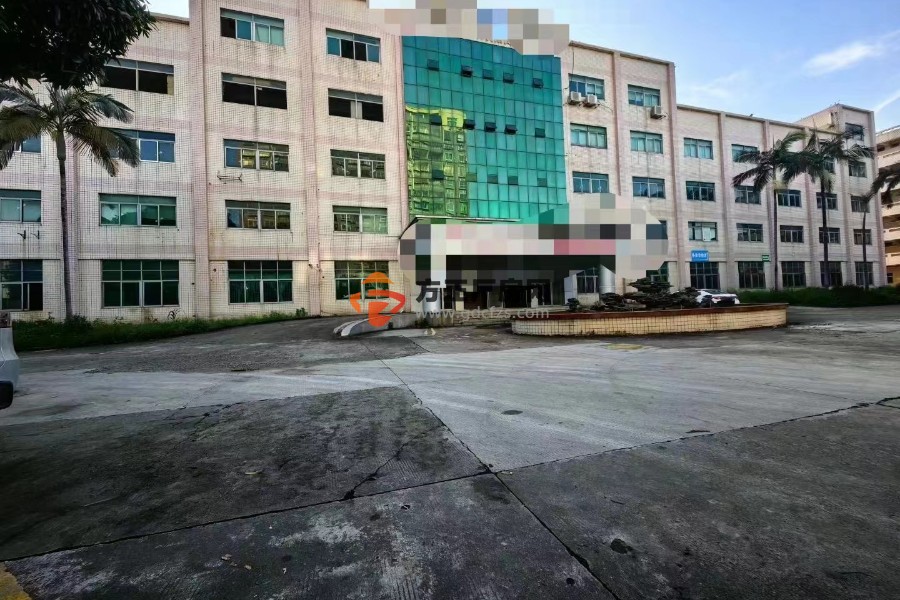 龙华观澜全新花园式厂房项目总面积约35000m² 优势一:茜坑地铁口 优势二:梅观沈海高速入口交通便利跨接观澜光明龙华