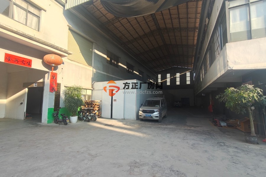 新出标准独院厂房4166平可整租可分租厂房面积3176平