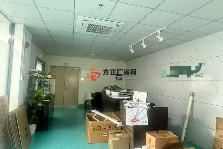 大浪工业园整层1900平无尘车间主干道边上